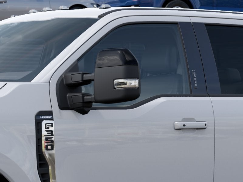 2027 Ford F-350SD Lariat DRW