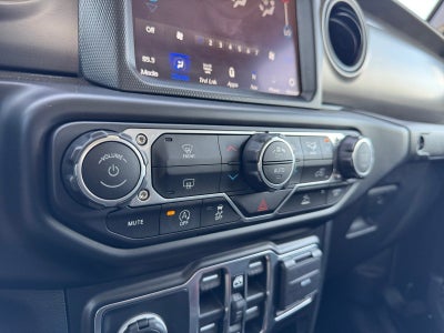 2022 Jeep Gladiator Willys