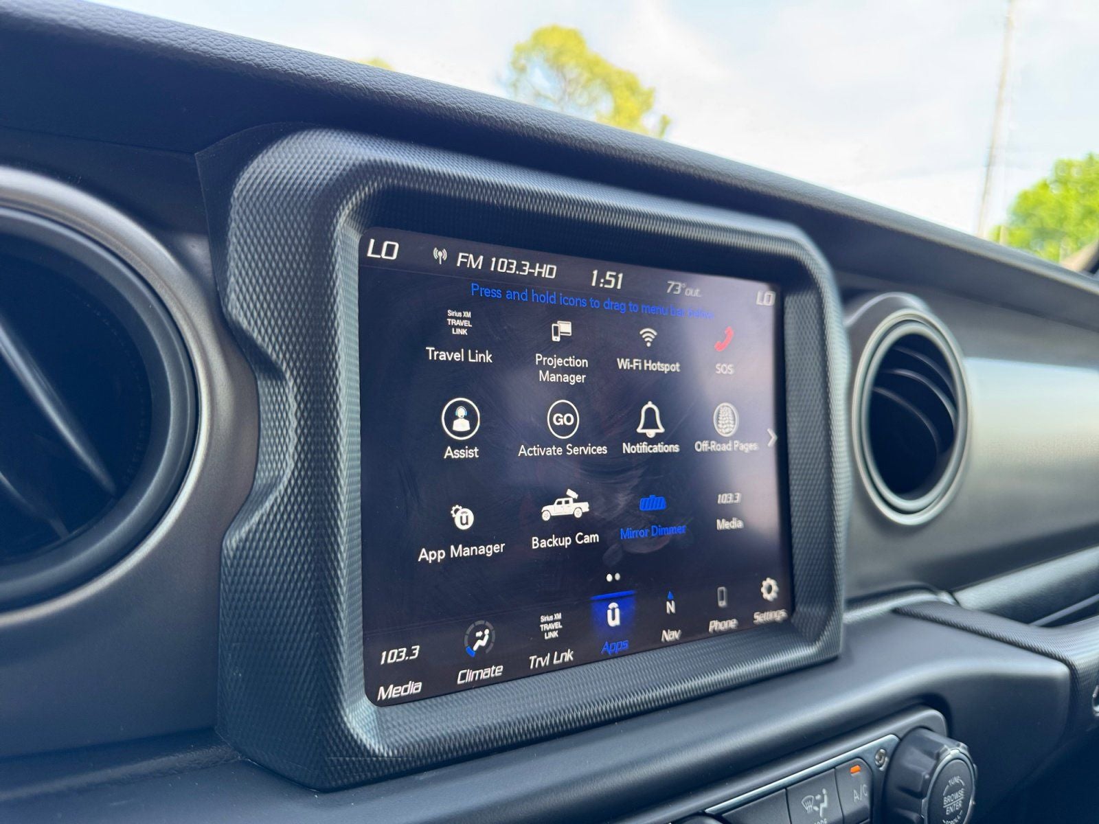 2022 Jeep Gladiator Willys