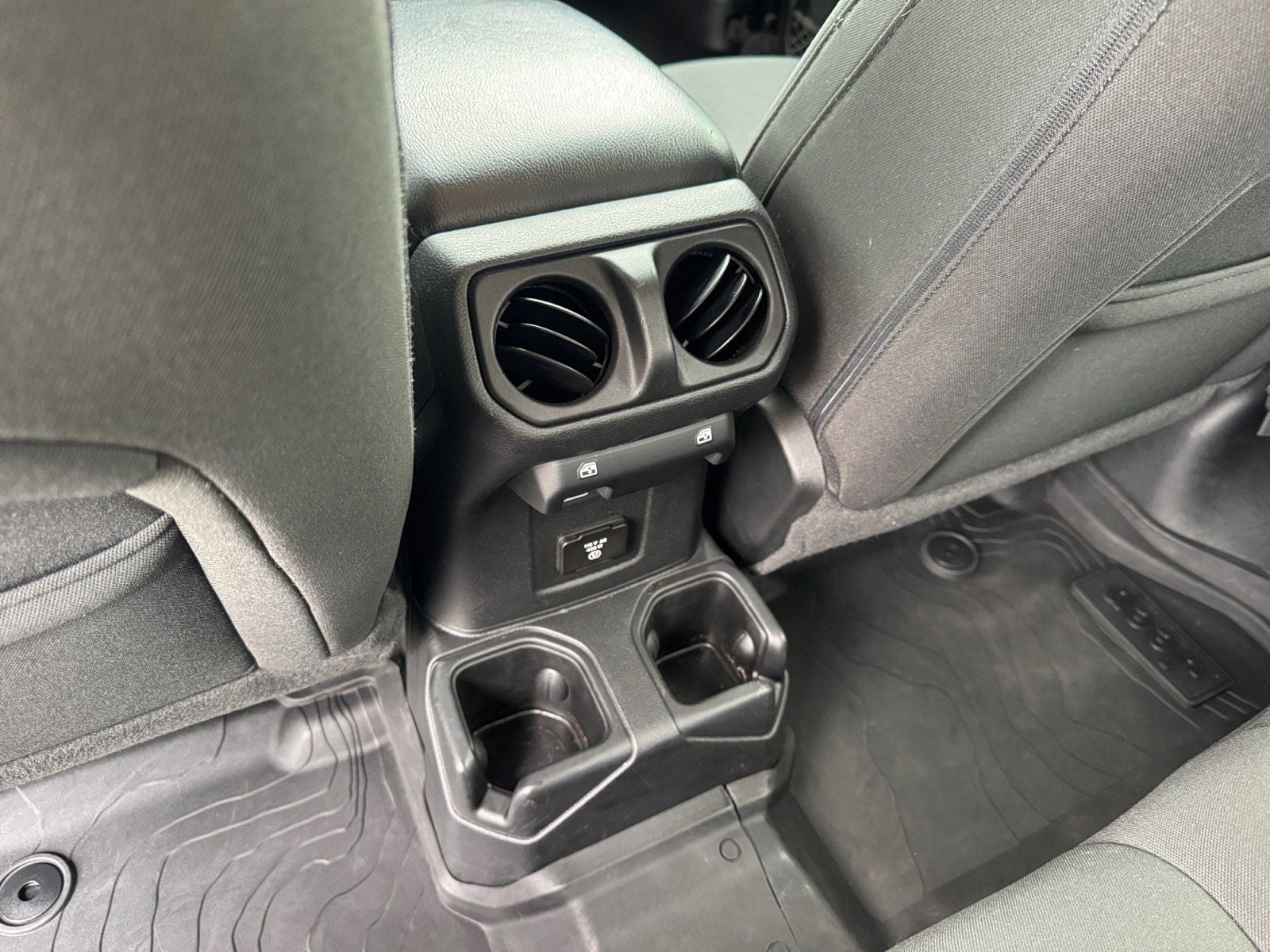 2022 Jeep Gladiator Willys