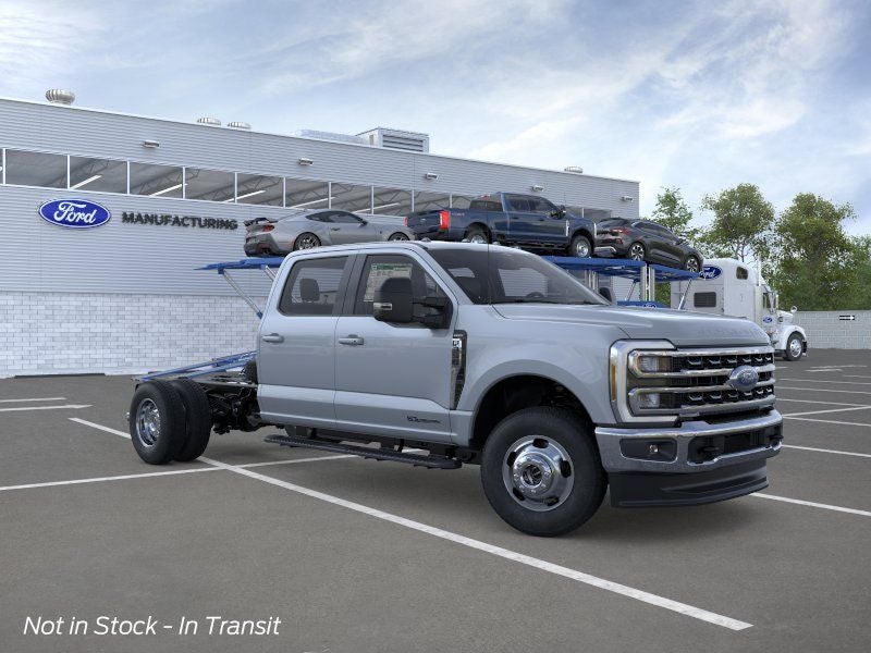 2026 Ford F-350SD Lariat DRW