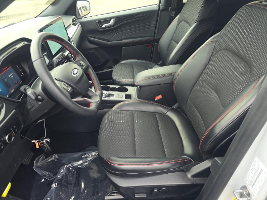 2025 Ford Escape Hybrid ST-Line