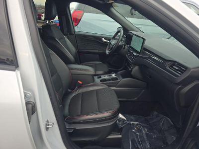 2025 Ford Escape Hybrid ST-Line