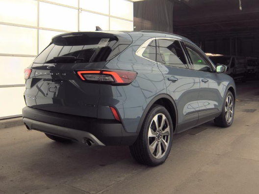 2025 Ford Escape Hybrid Platinum