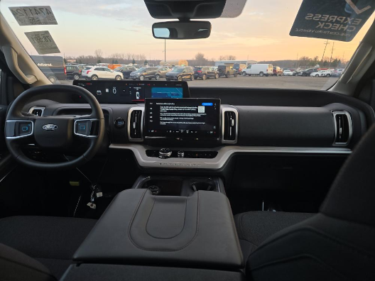 2025 Ford Expedition Max Active