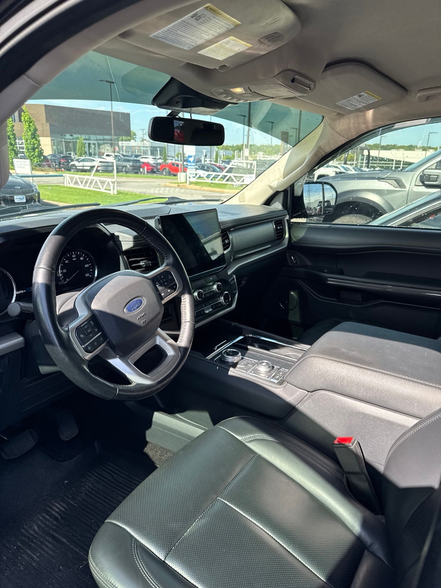 2023 Ford Expedition XLT