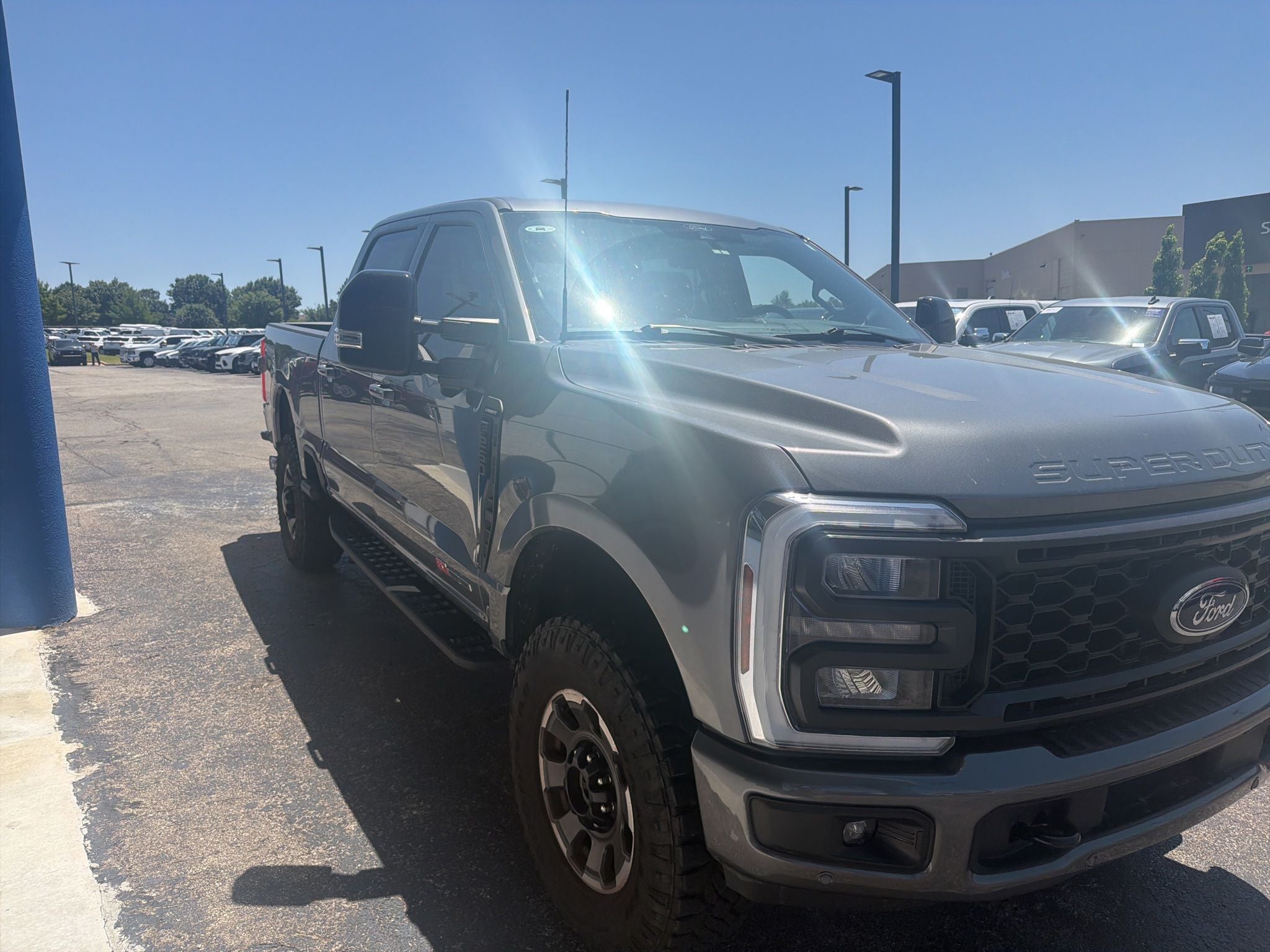 2024 Ford F-250SD Lariat