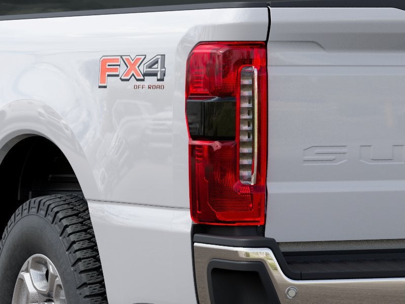 2027 Ford F-350SD XLT