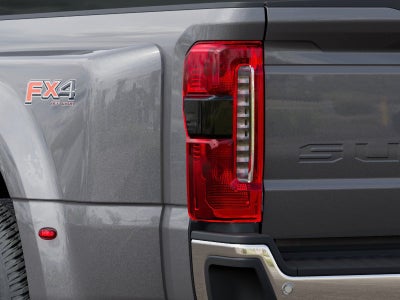 2027 Ford F-350SD Lariat DRW