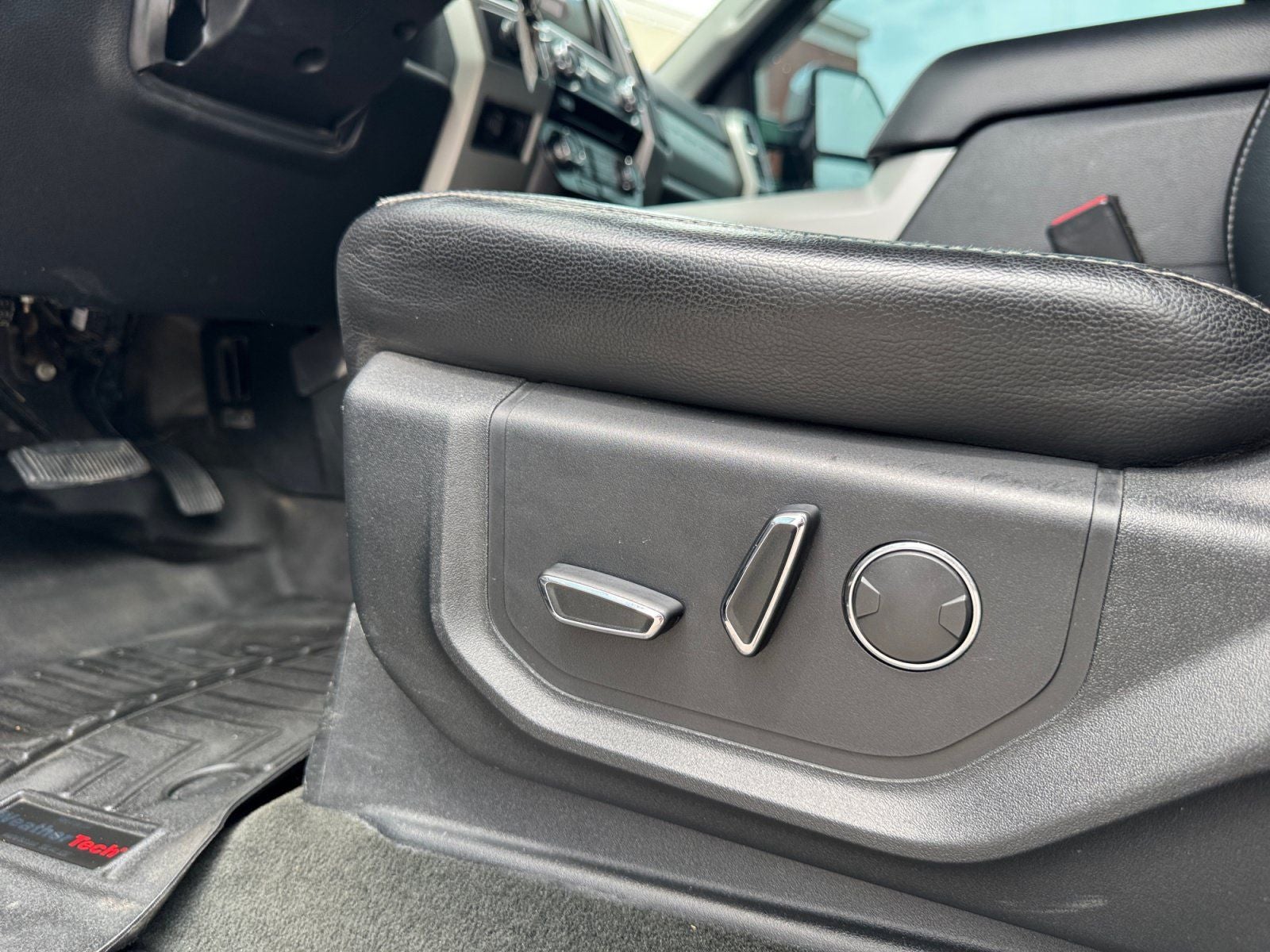 2017 Ford F-350SD Lariat DRW