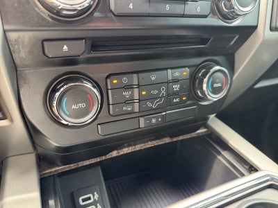2017 Ford F-350SD Lariat DRW