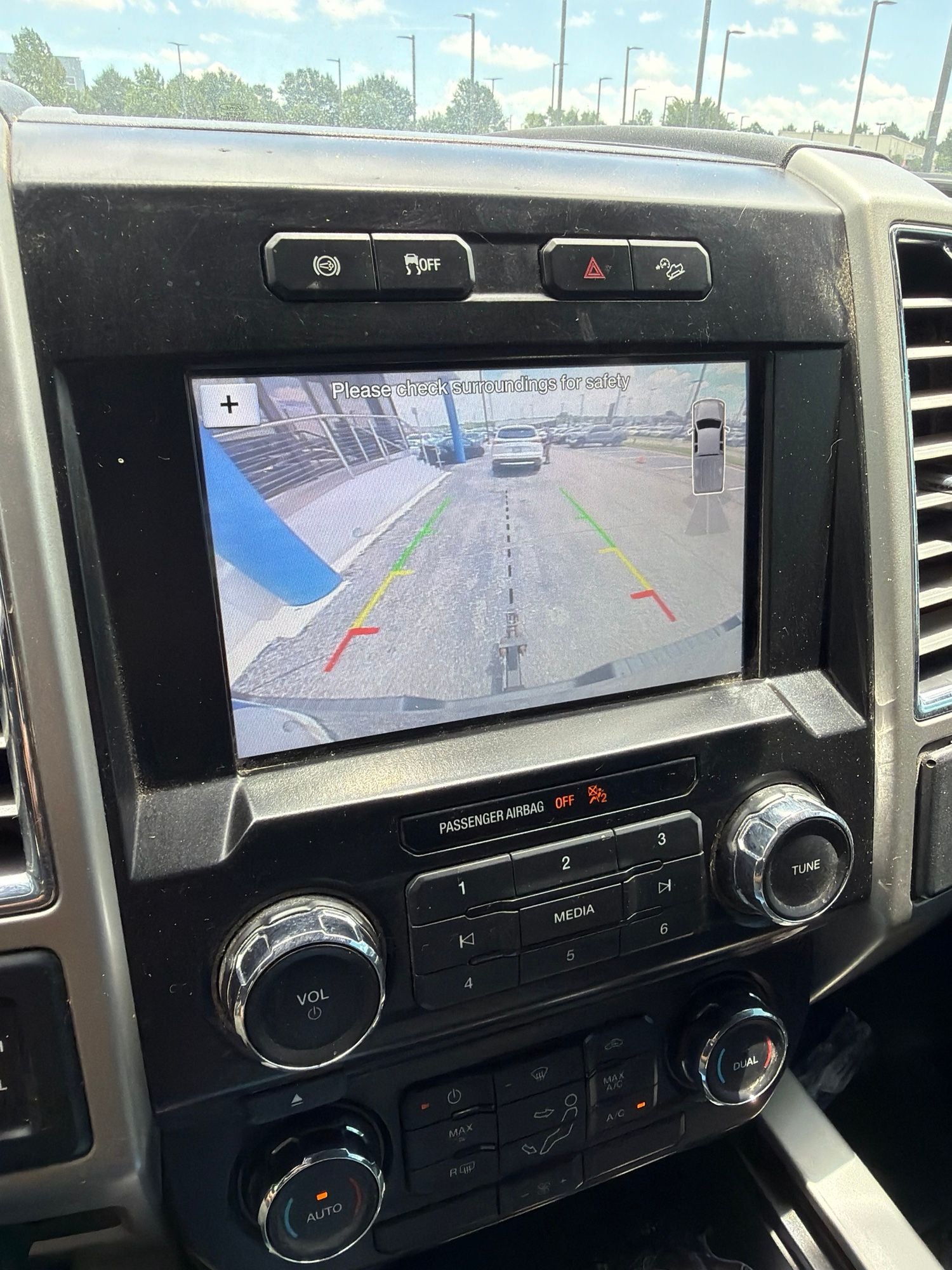 2017 Ford F-350SD Lariat DRW
