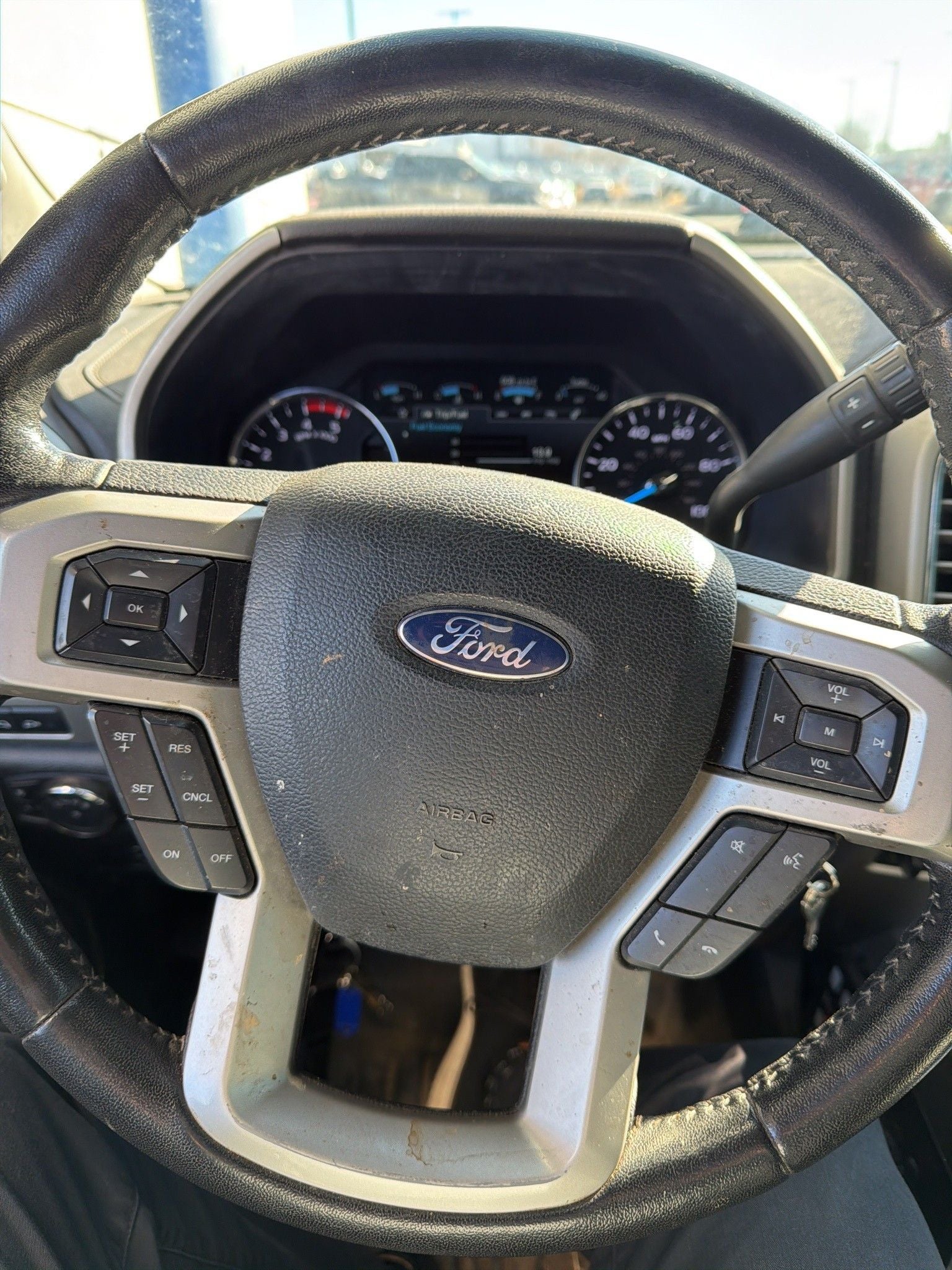 2017 Ford F-350SD Lariat DRW