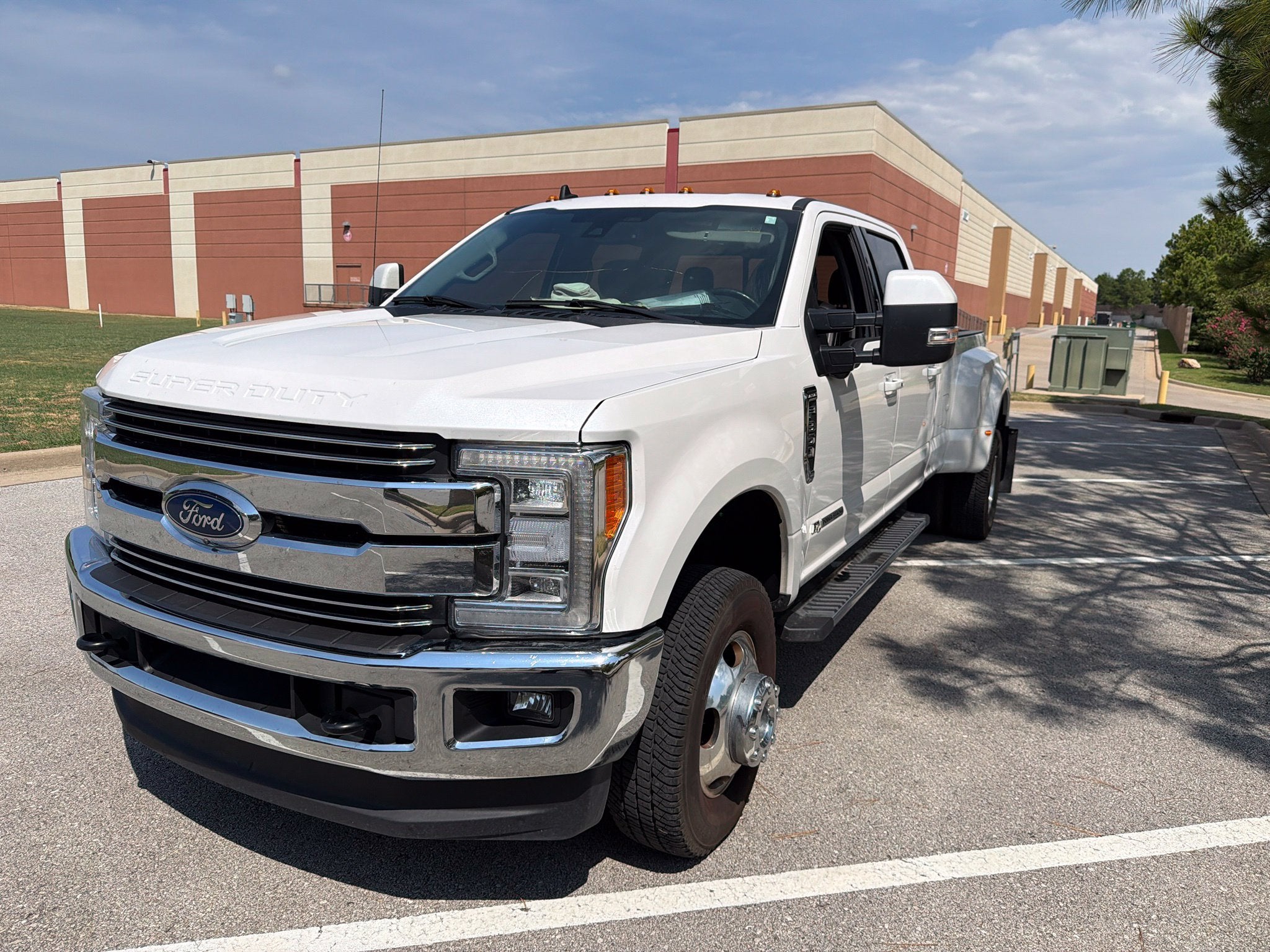 2019 Ford F-350SD Lariat DRW