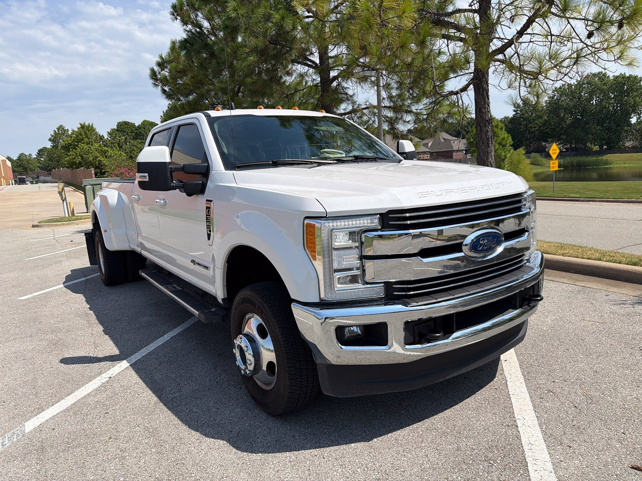 2019 Ford F-350SD Lariat DRW