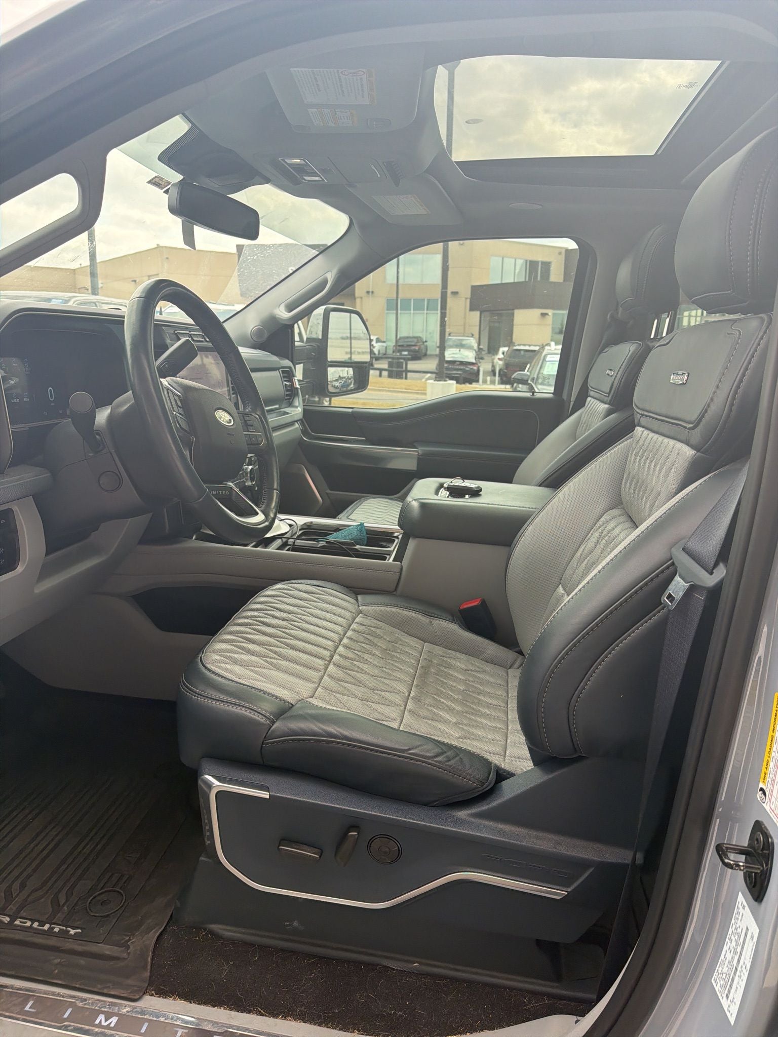 2024 Ford F-450SD Limited DRW