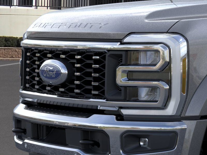 2026 Ford F-450SD Lariat DRW