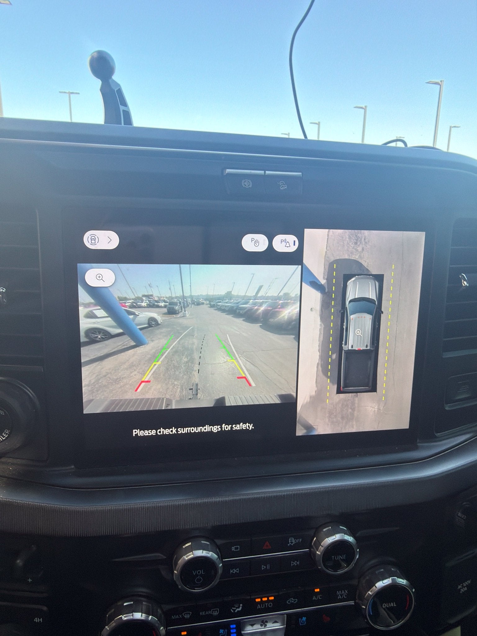 2025 Ford F-450SD Platinum DRW