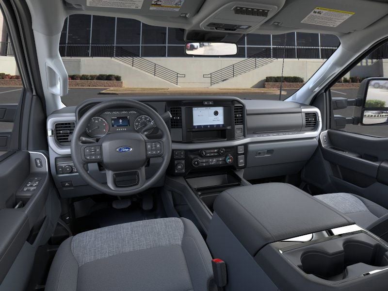 2025 Ford F-350SD XLT Fleet