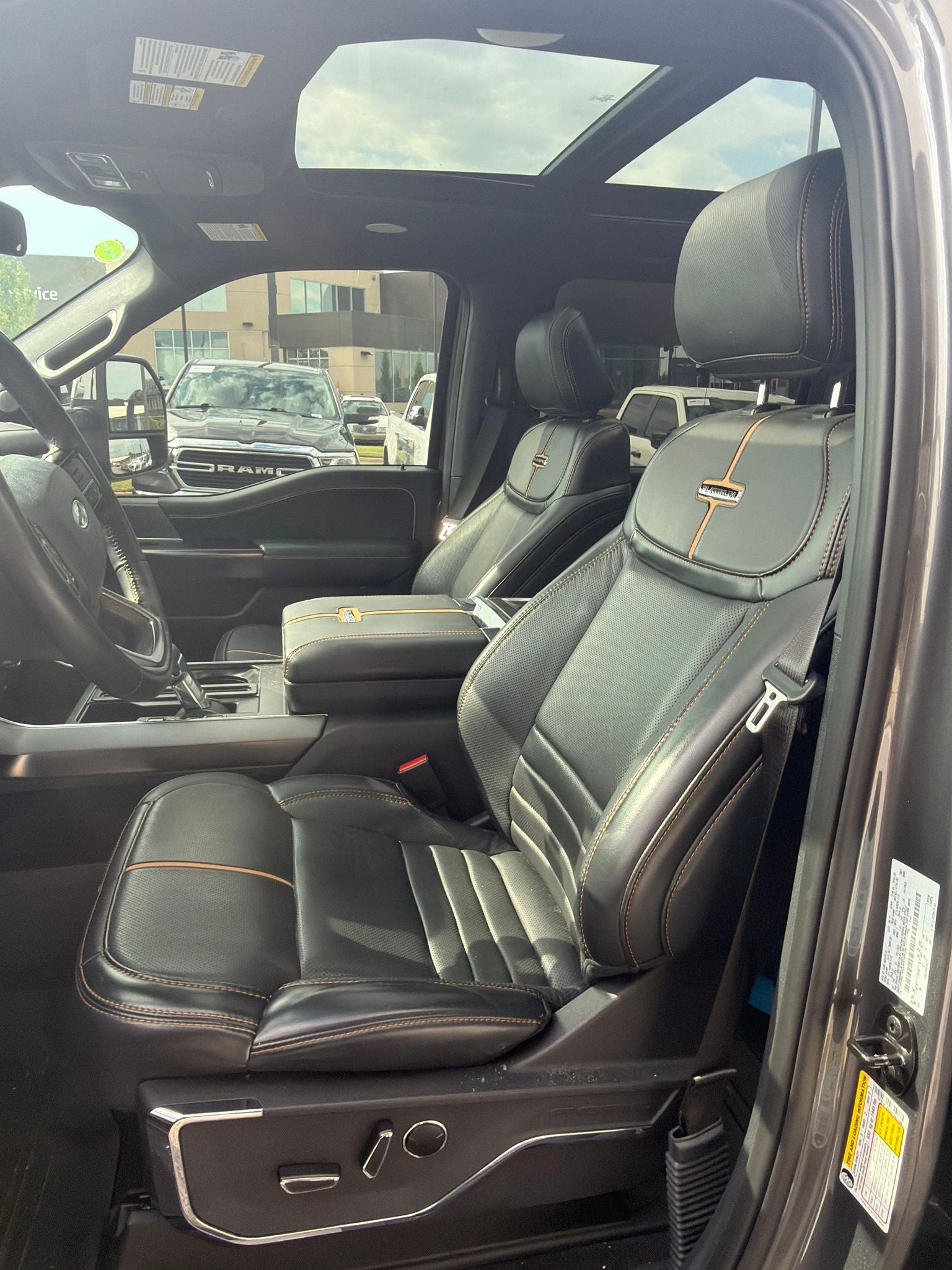 2023 Ford F-150 Platinum