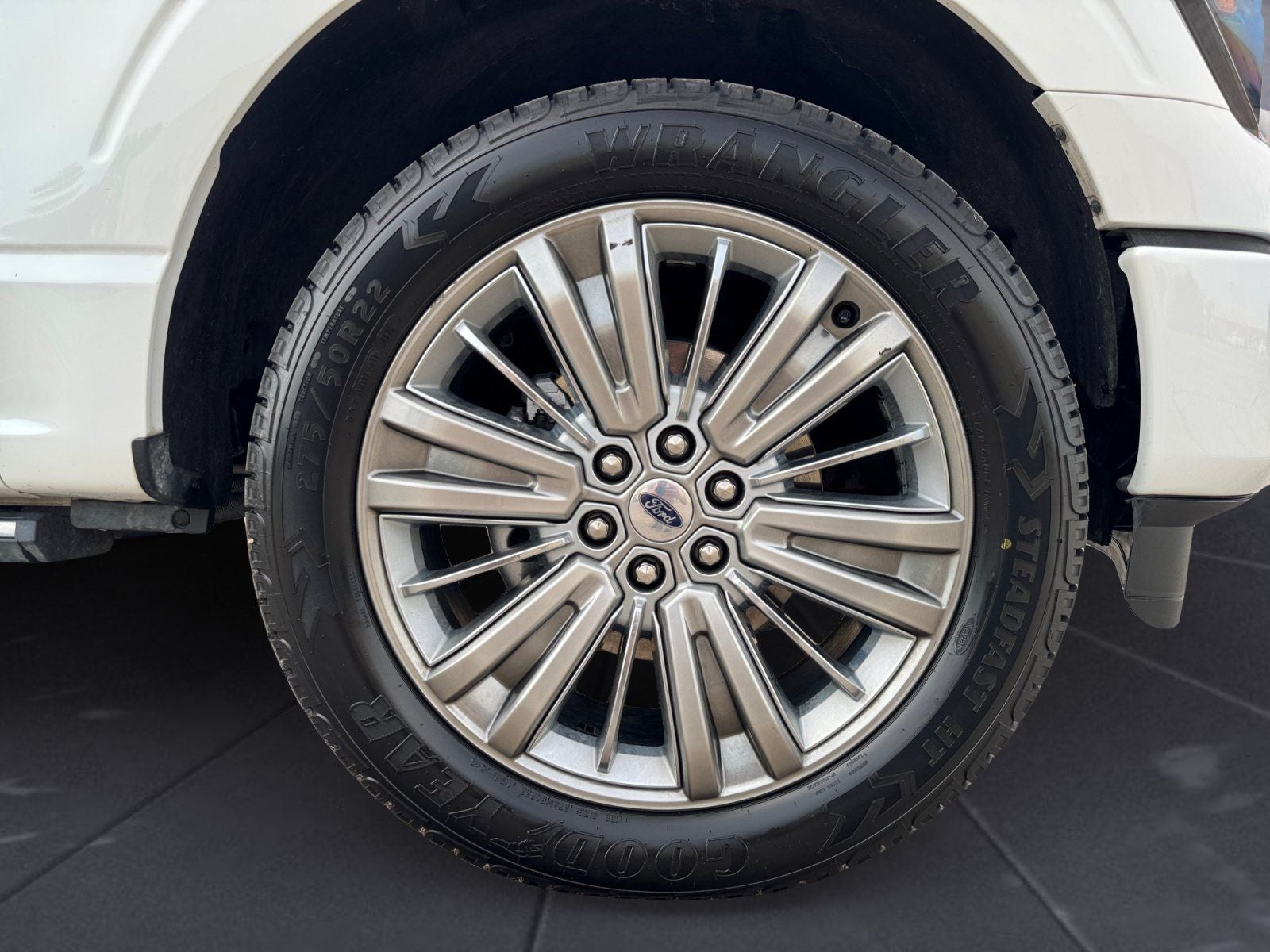 2024 Ford F-150 Platinum