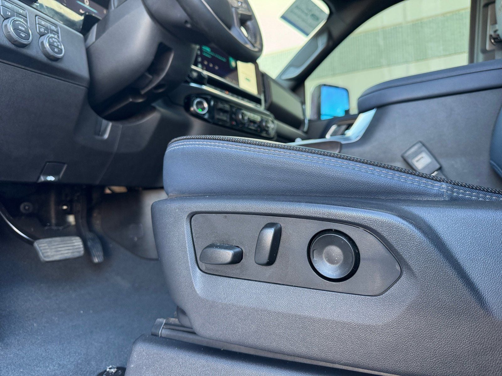 2025 Chevrolet Silverado 3500HD High Country