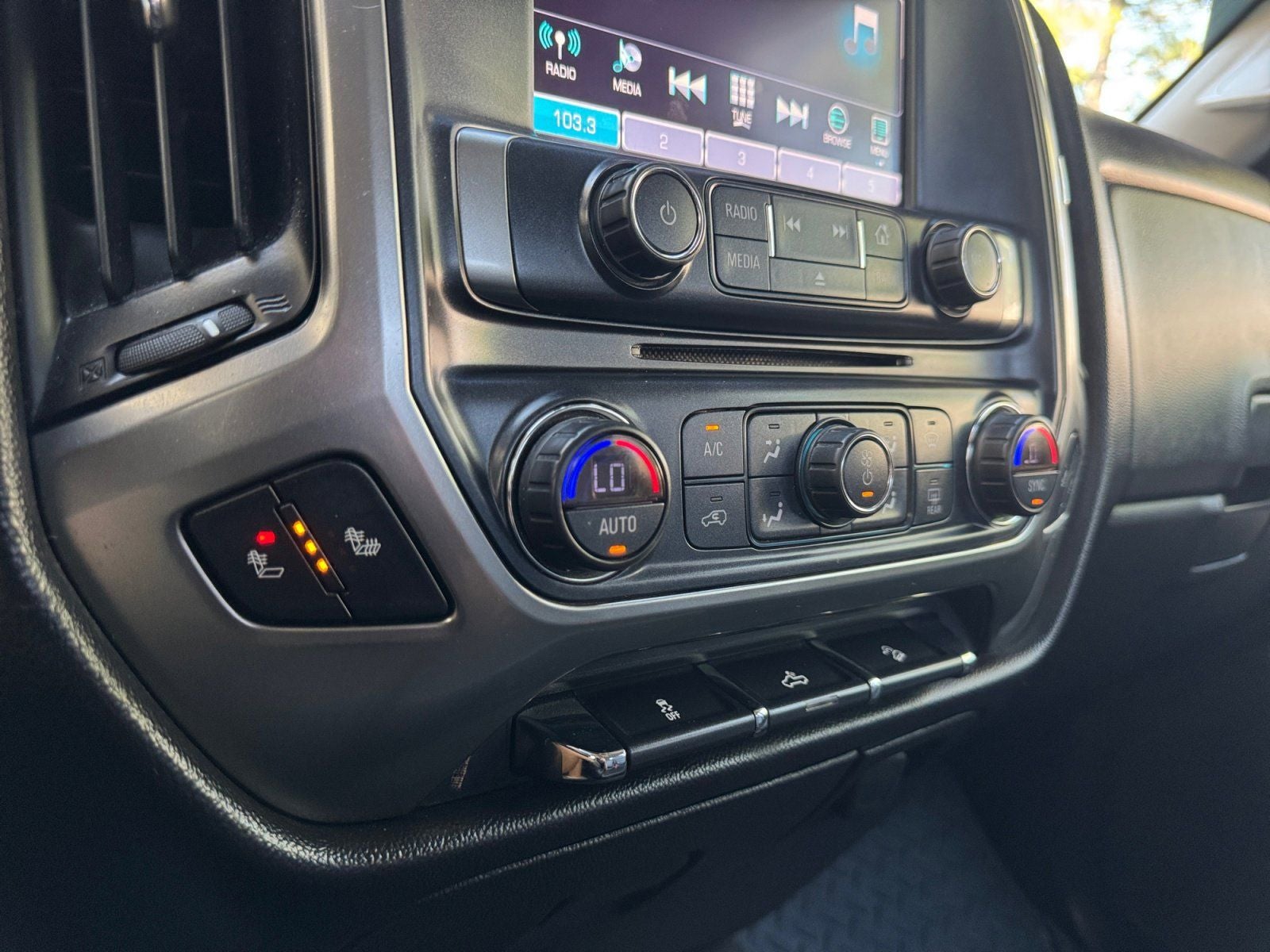 2017 Chevrolet Silverado 1500 LT LT2