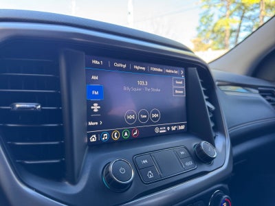 2023 GMC Acadia AT4