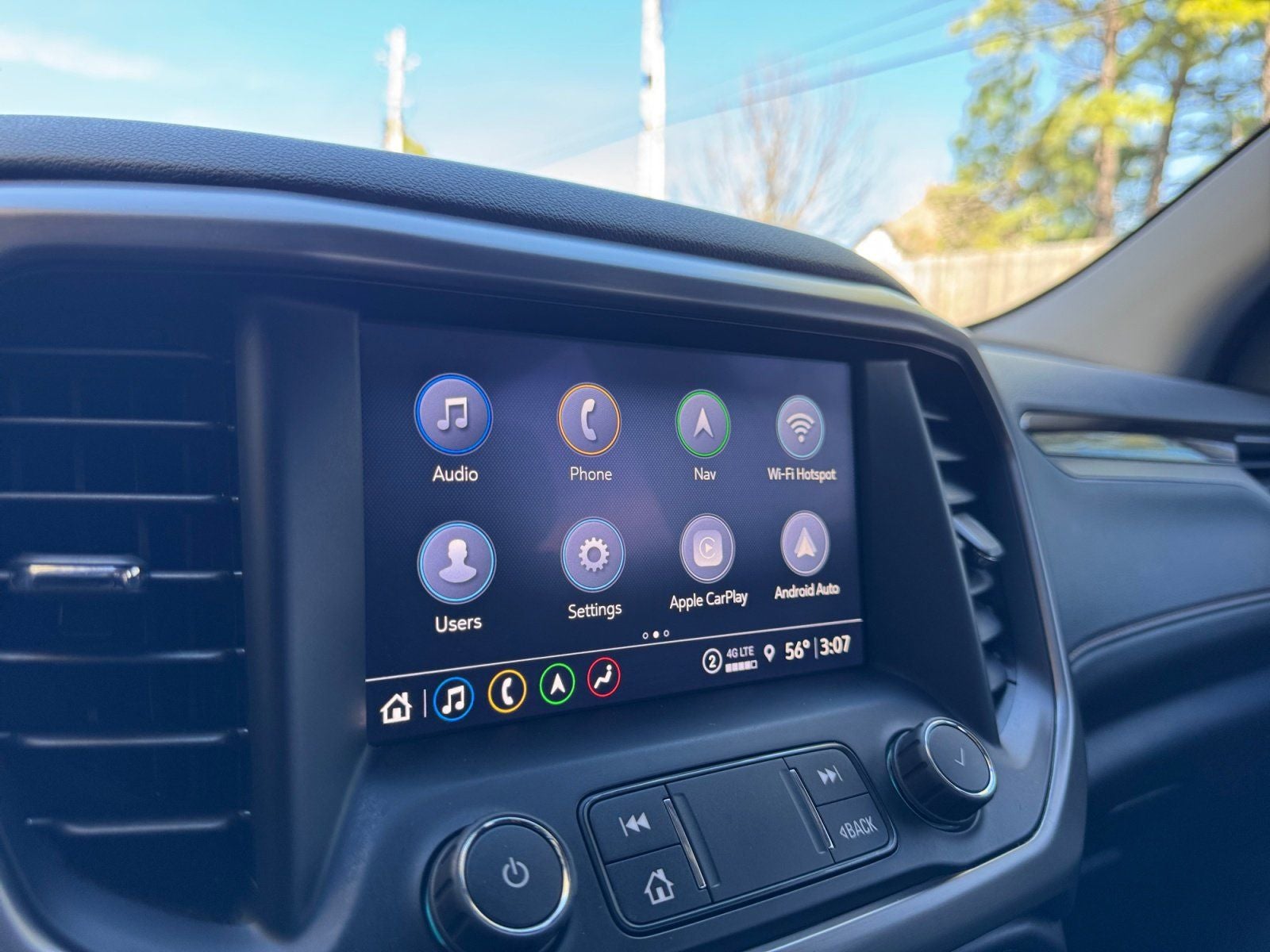 2023 GMC Acadia AT4
