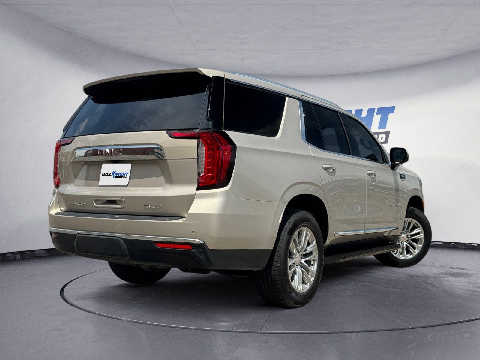 2021 GMC Yukon SLT