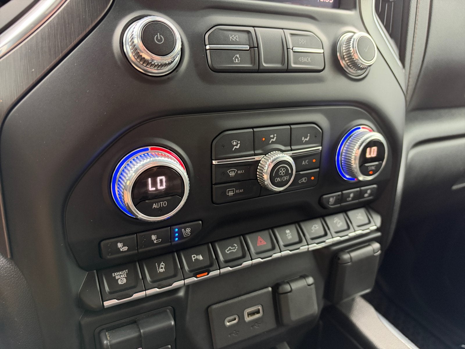 2022 GMC Sierra 2500HD AT4