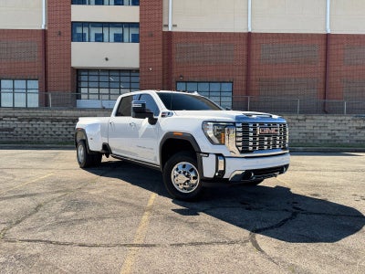 2024 GMC Sierra 3500HD Denali