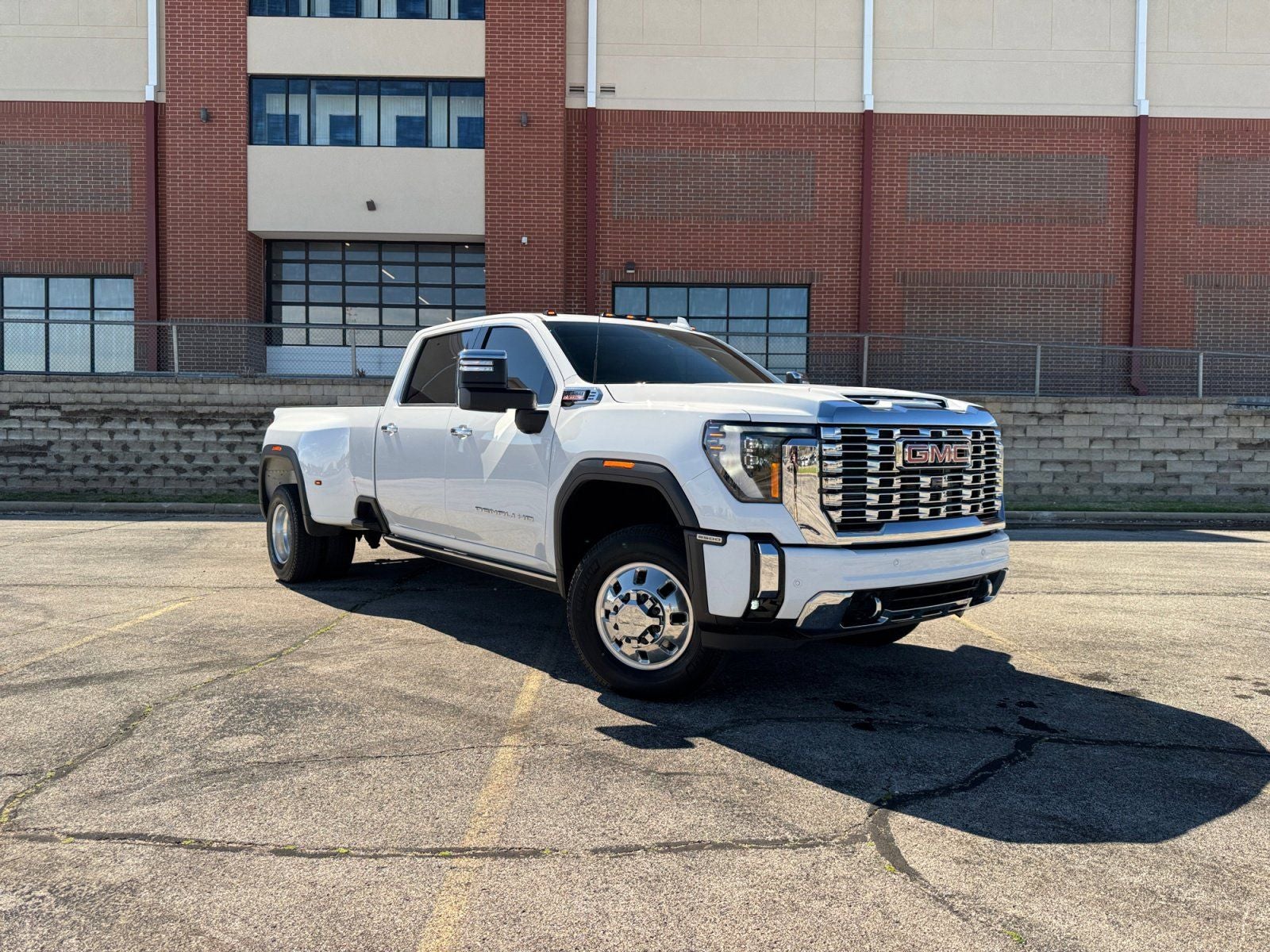 2024 GMC Sierra 3500HD Denali