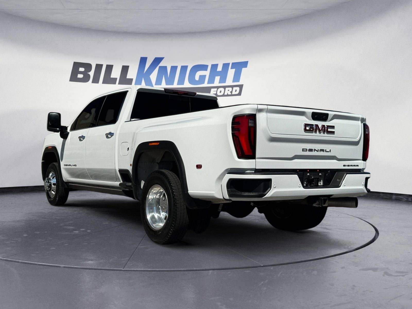 2024 GMC Sierra 3500HD Denali