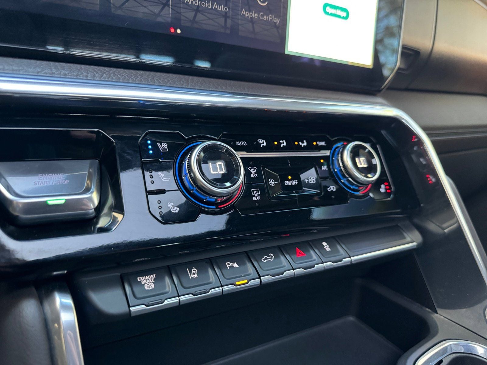 2024 GMC Sierra 3500HD Denali