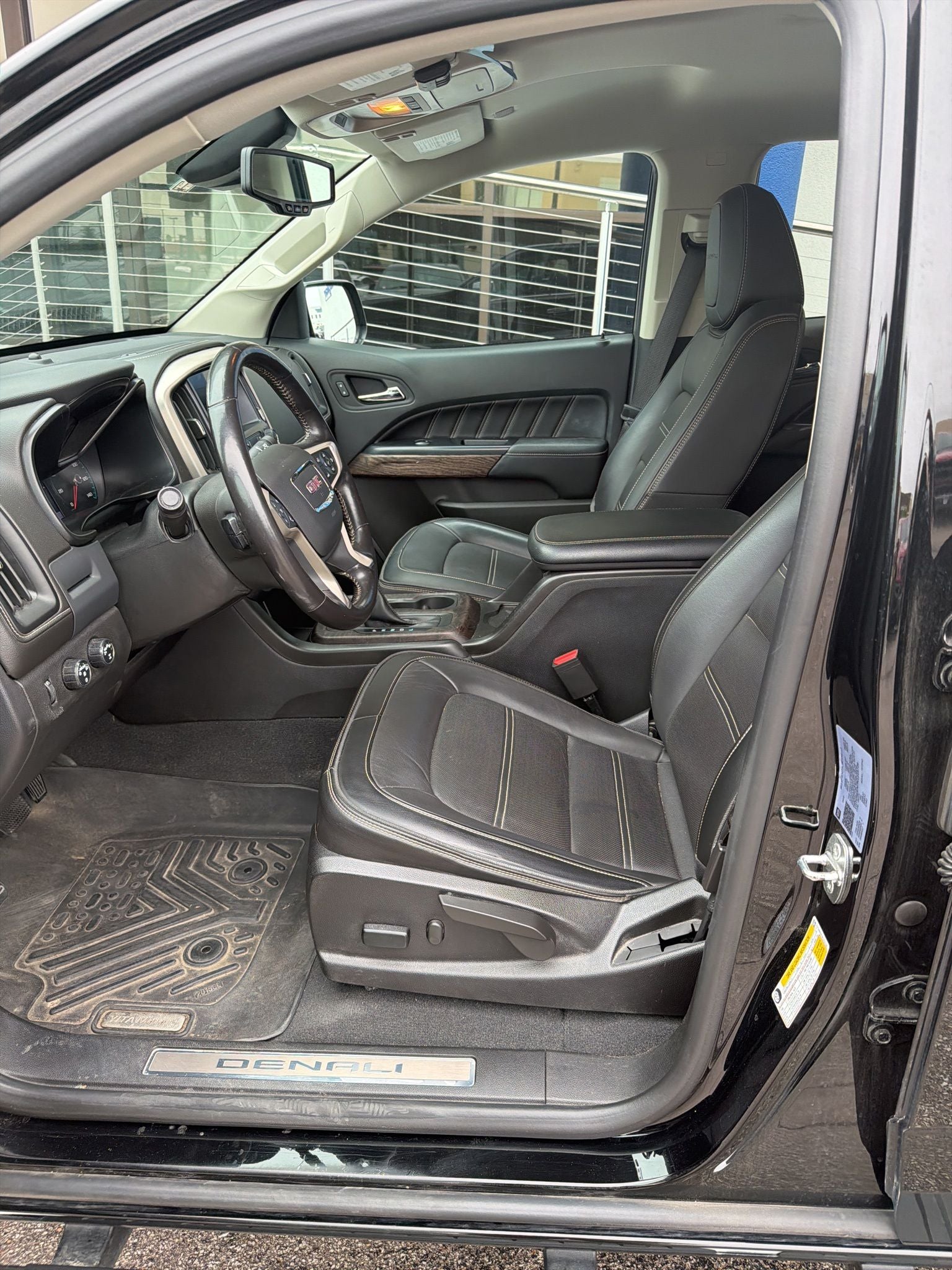 2022 GMC Canyon Denali