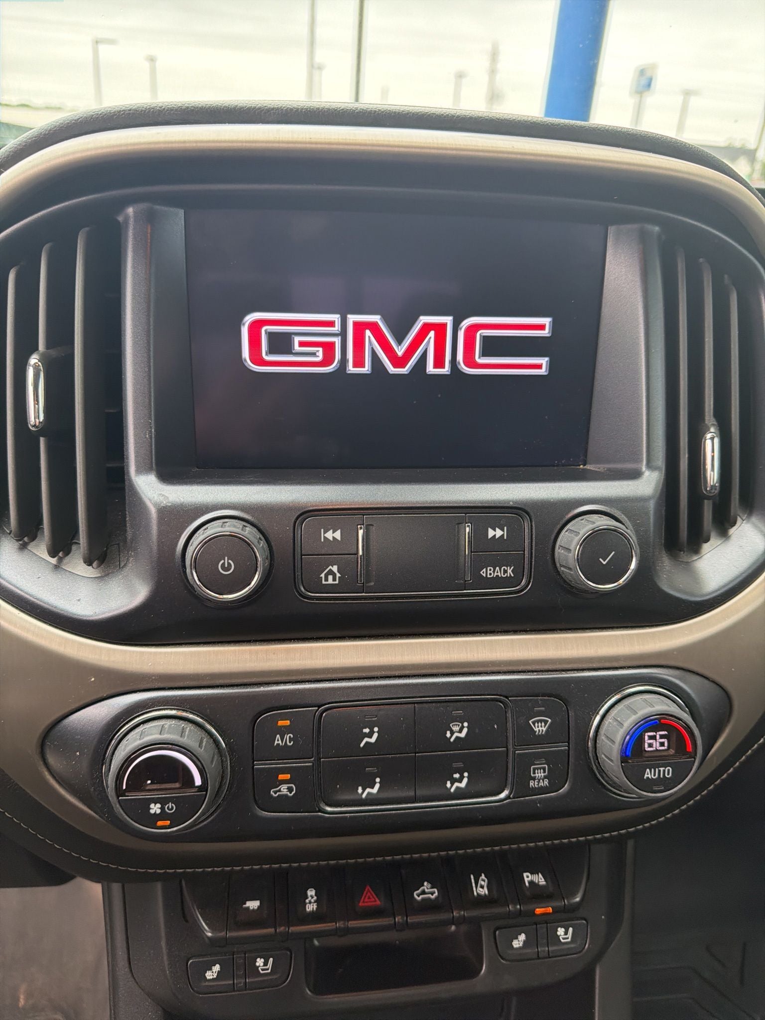 2022 GMC Canyon Denali