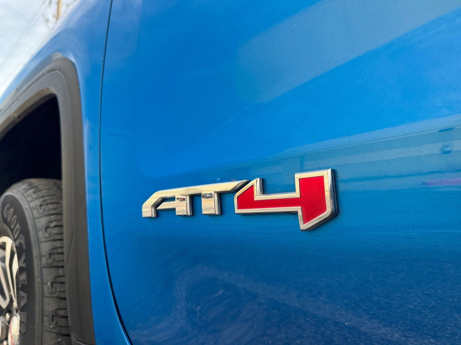 2023 GMC Sierra 1500 AT4