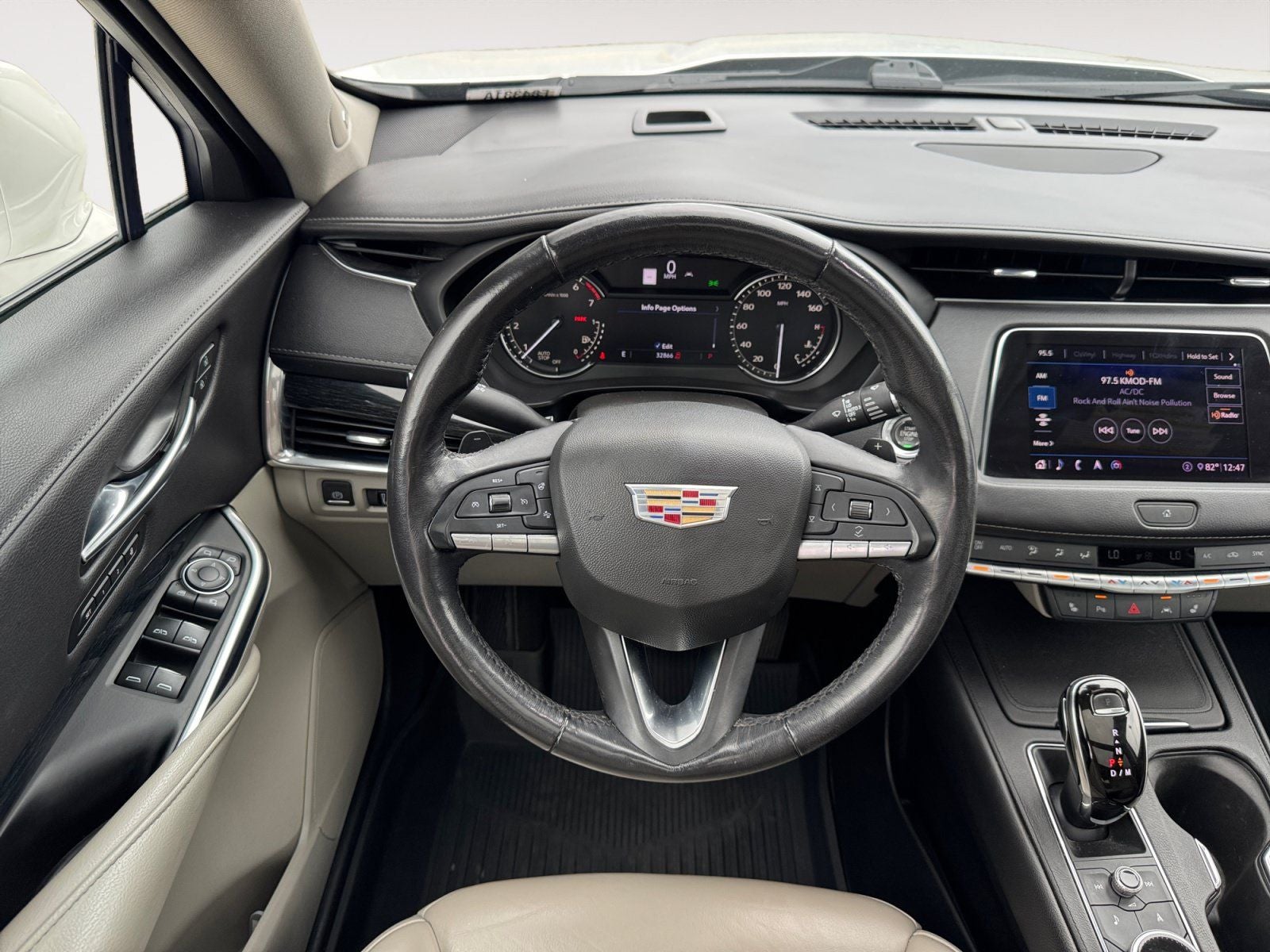 2020 Cadillac XT4 Premium Luxury