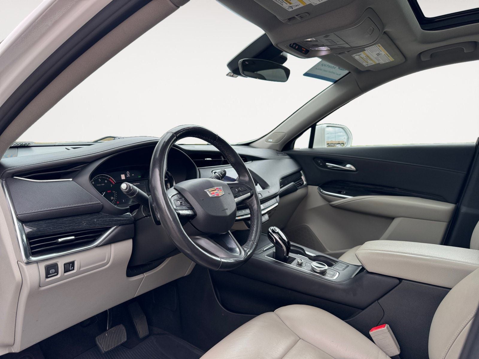 2020 Cadillac XT4 Premium Luxury