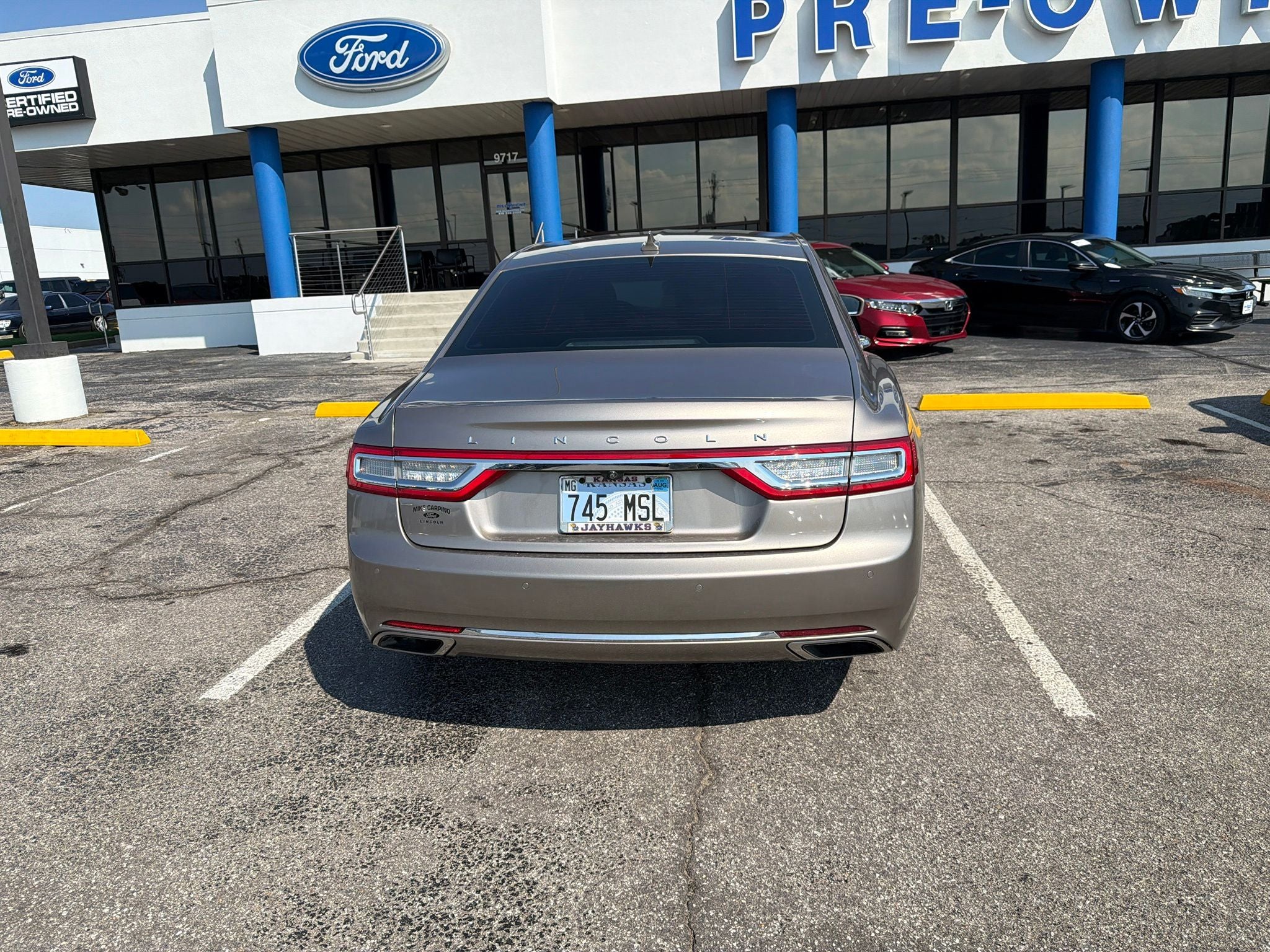 2020 Lincoln Continental Standard