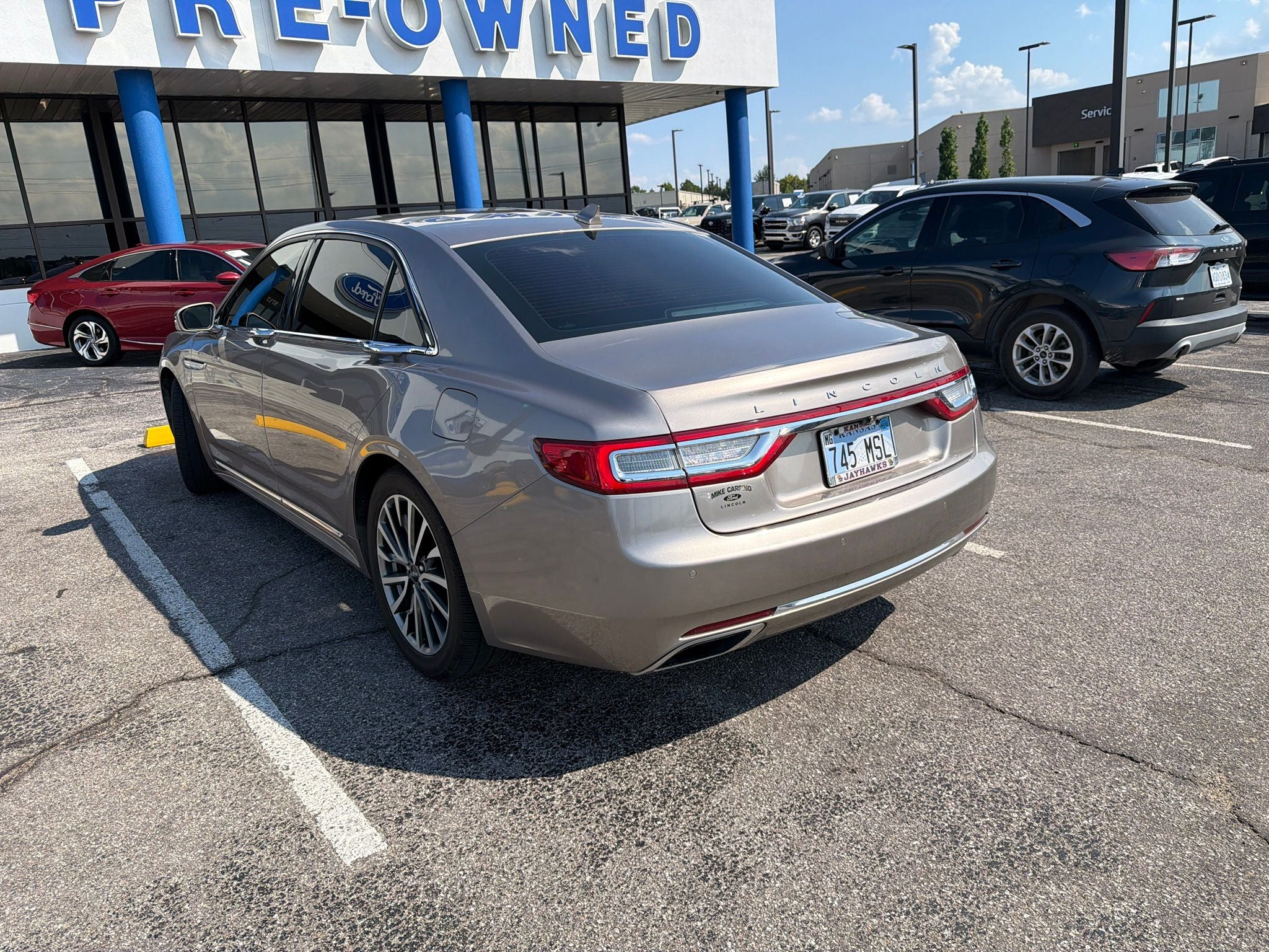 2020 Lincoln Continental Standard