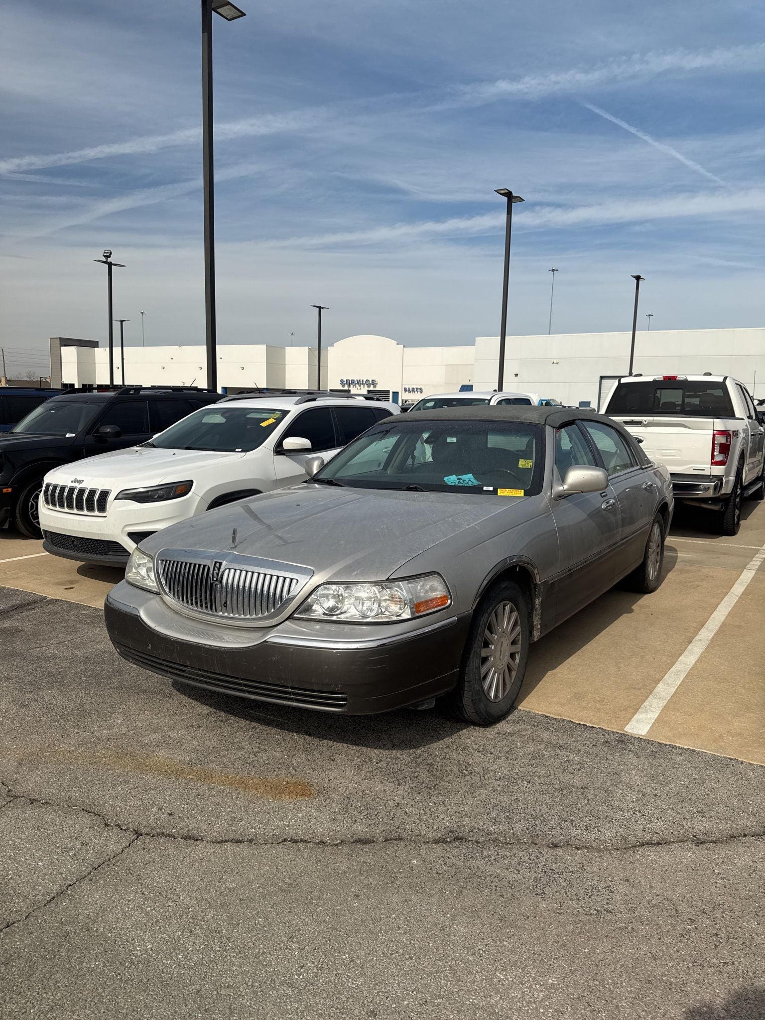 2003 Lincoln Town Car Signature