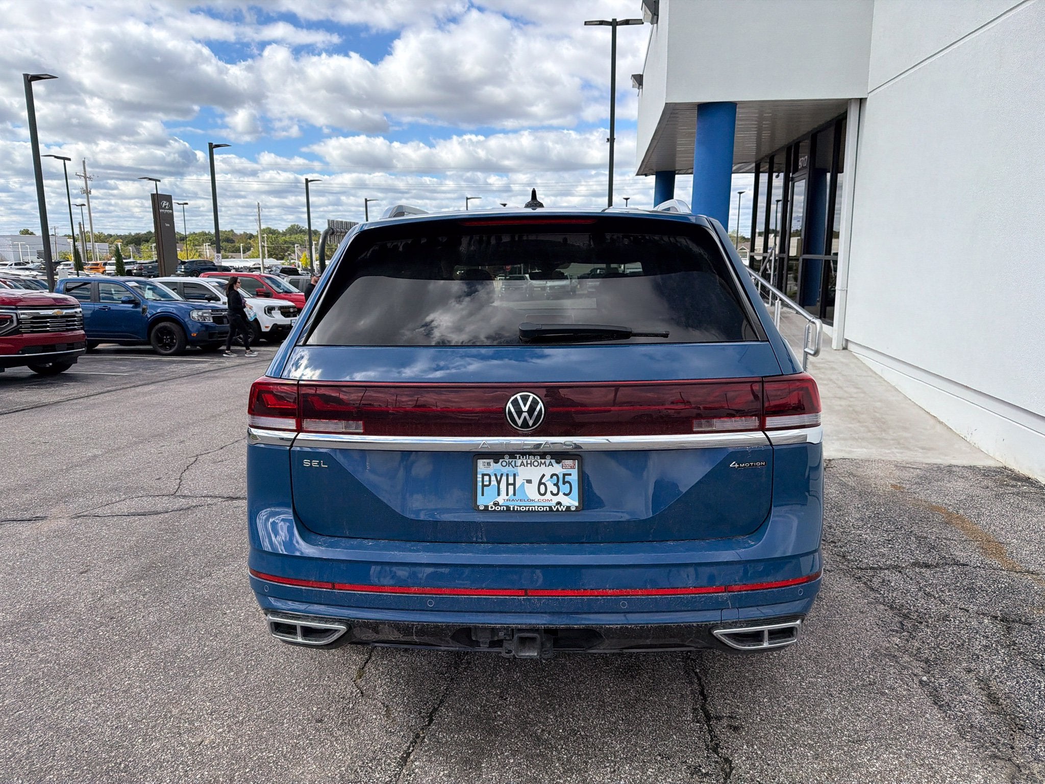 2025 Volkswagen Atlas 2.0T SEL Premium R-Line
