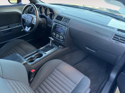 2014 Dodge Challenger SXT