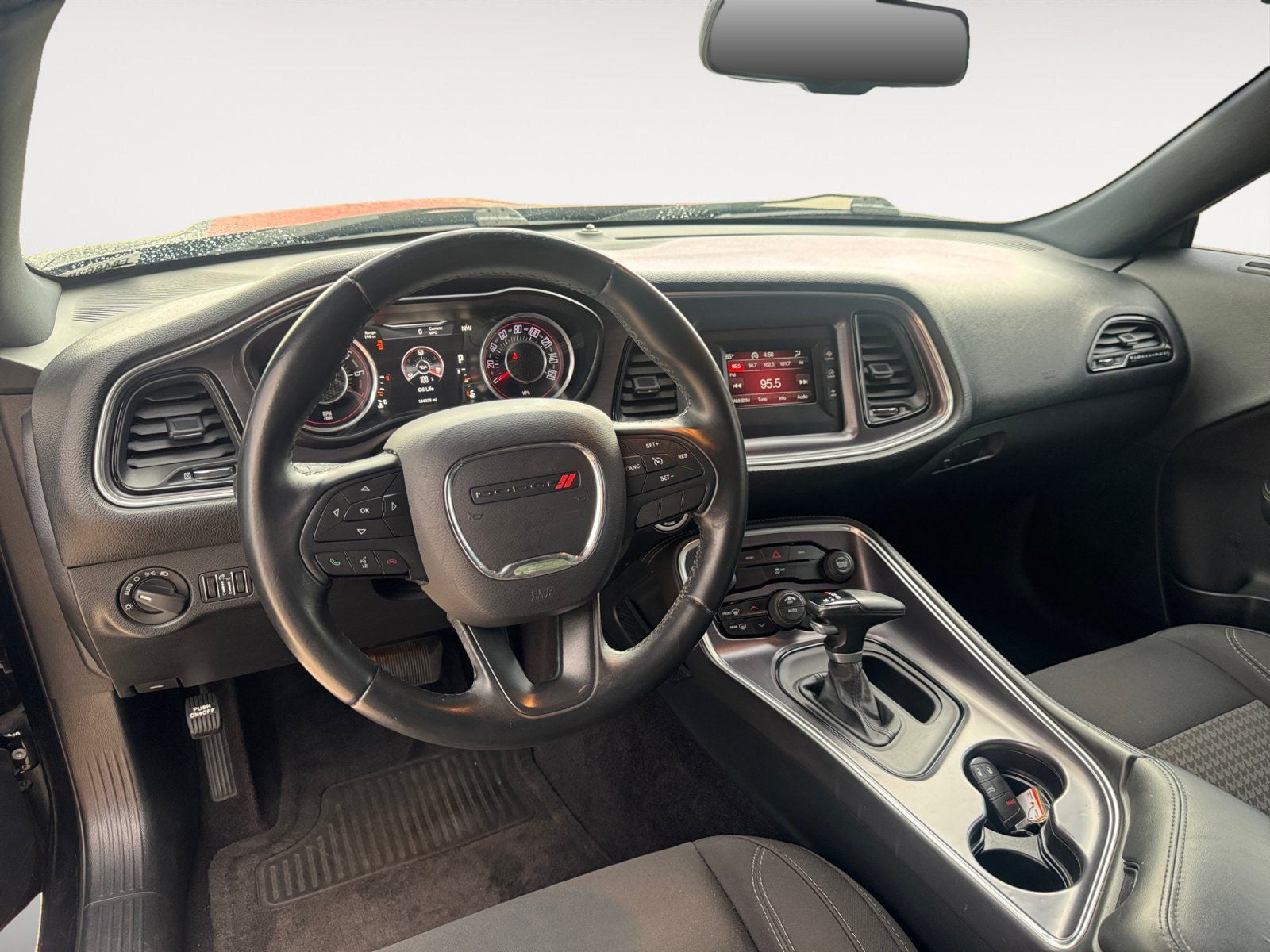 2016 Dodge Challenger SXT