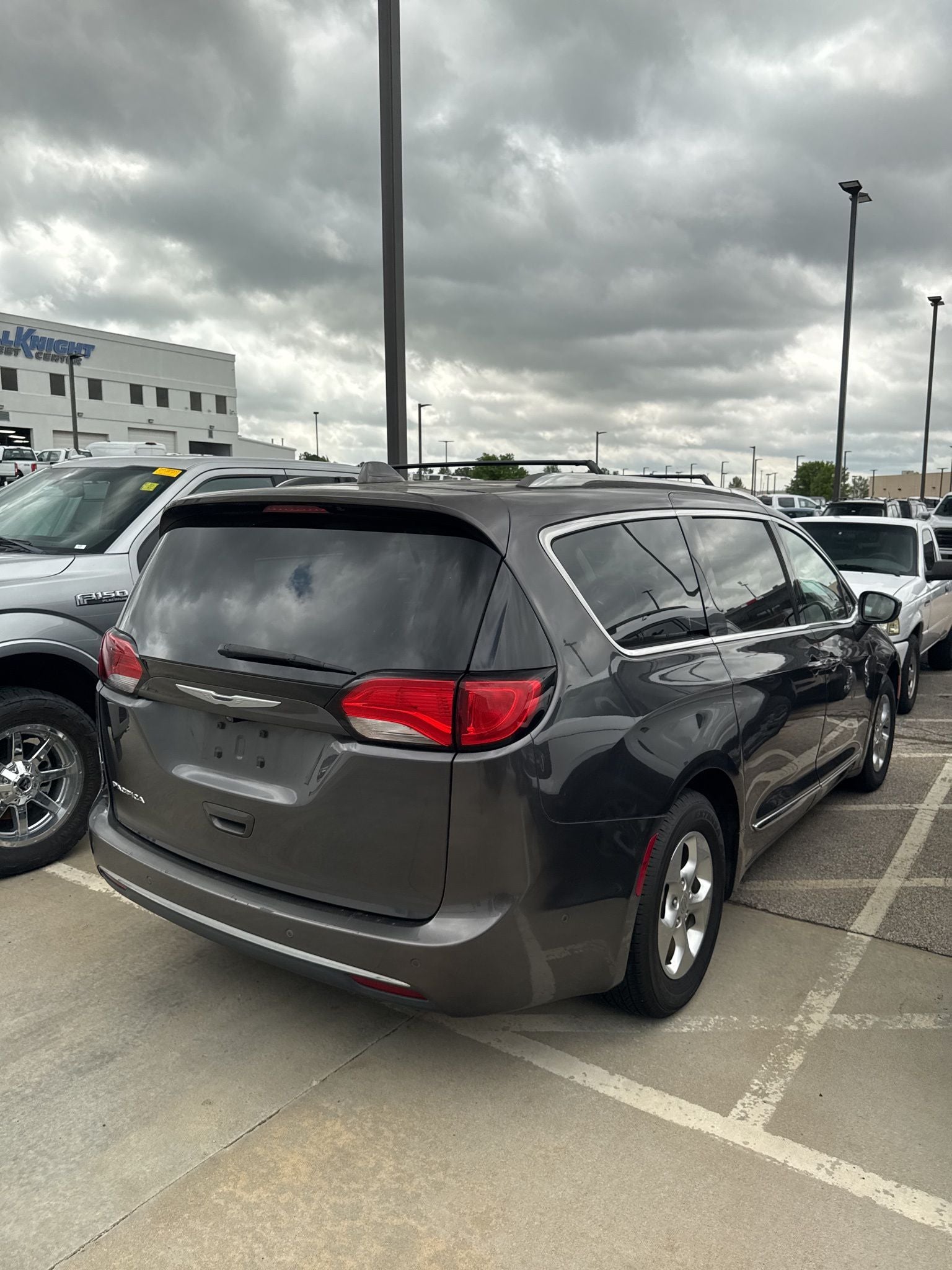 2017 Chrysler Pacifica Touring L Plus