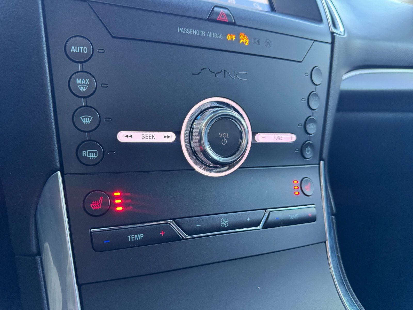 2020 Ford Edge Titanium