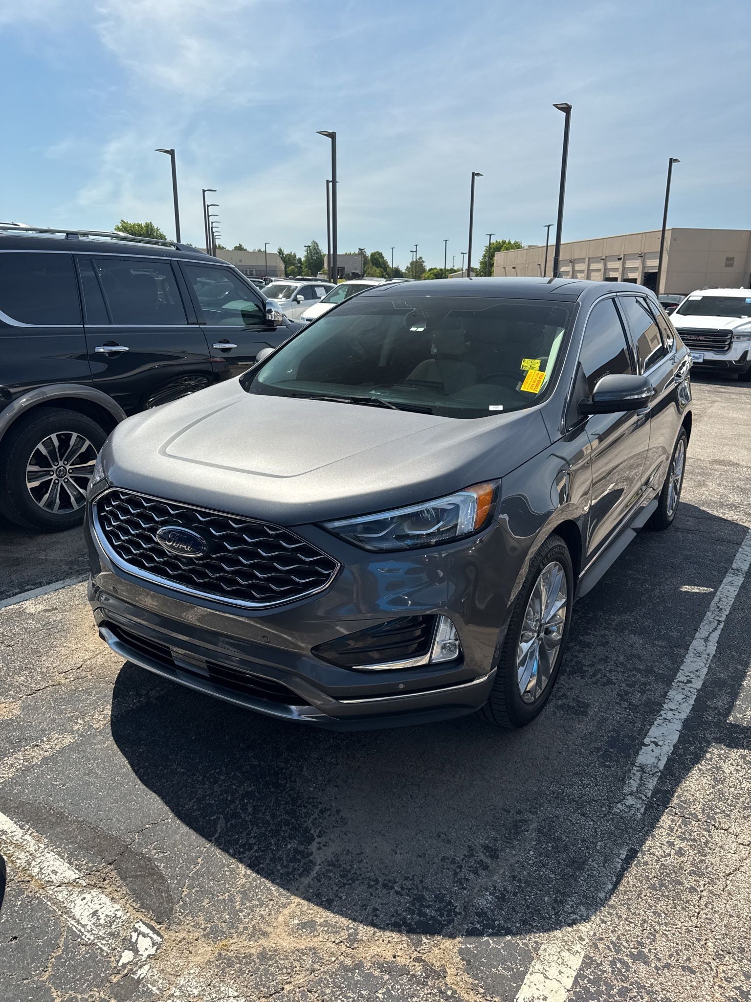 2022 Ford Edge Titanium
