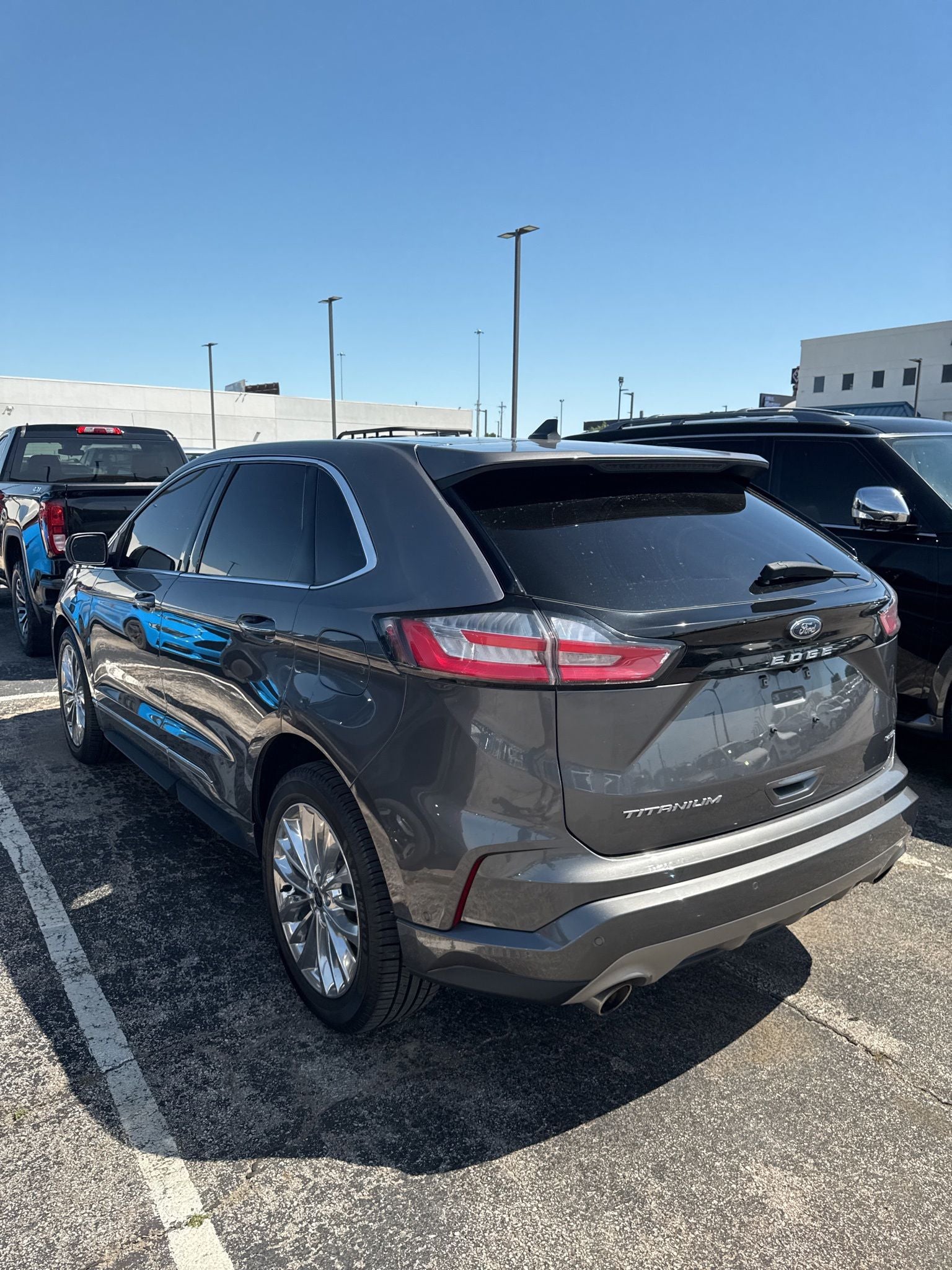 2022 Ford Edge Titanium
